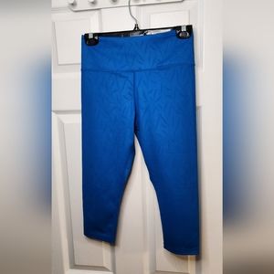 ZYIA Cropped Leggings Size 6-8